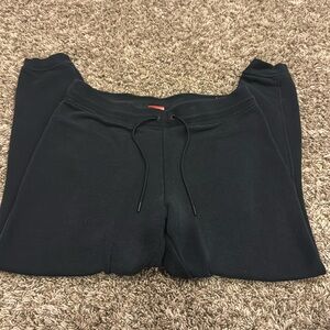 Boys Nike sweatpants. Size X large- B3